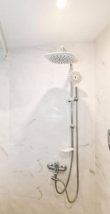 Velar 1Bdr Apartment София Екстериор снимка